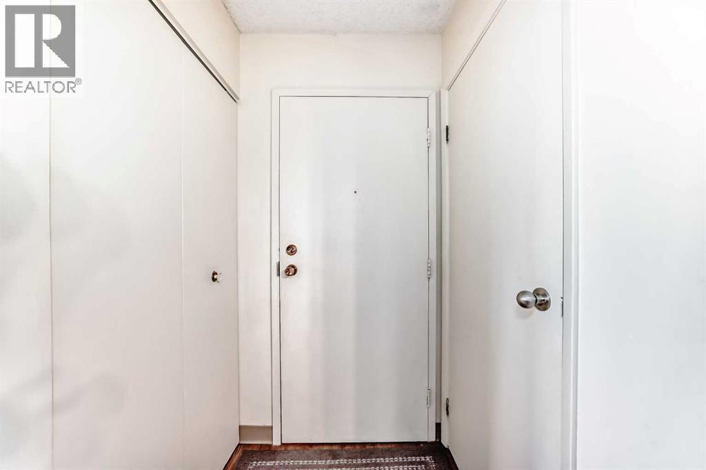 5212, 315 Southampton Drive SW