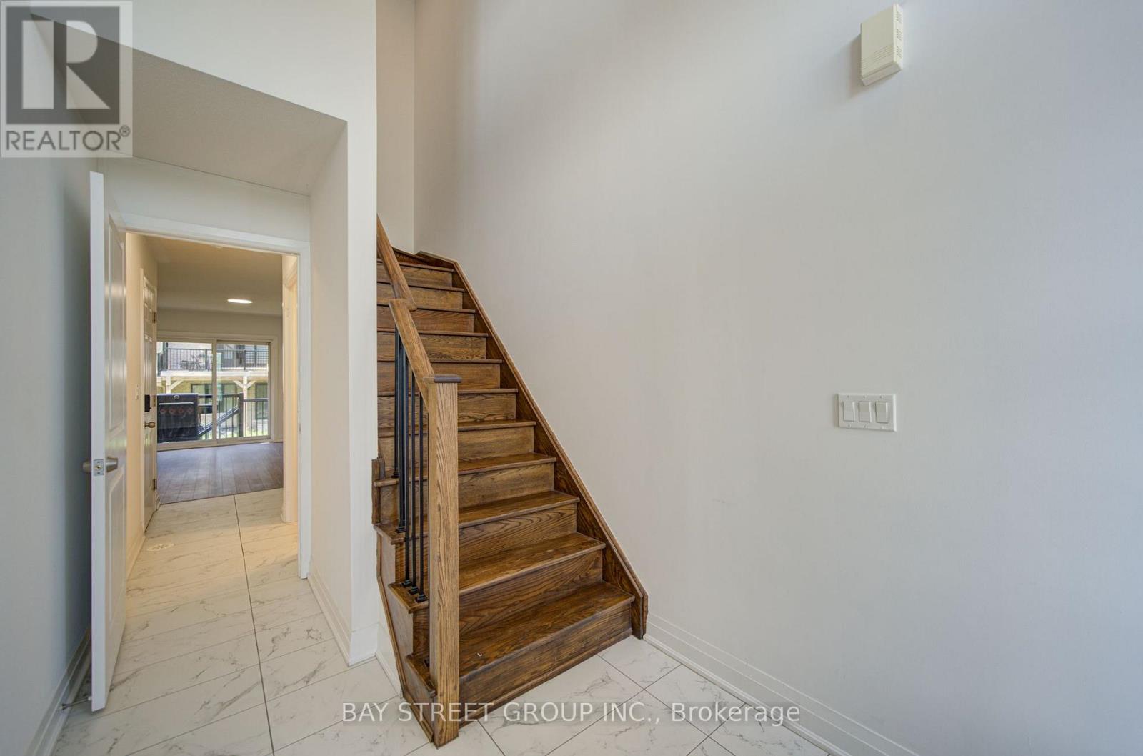 36 ELKINGTON CRESCENT