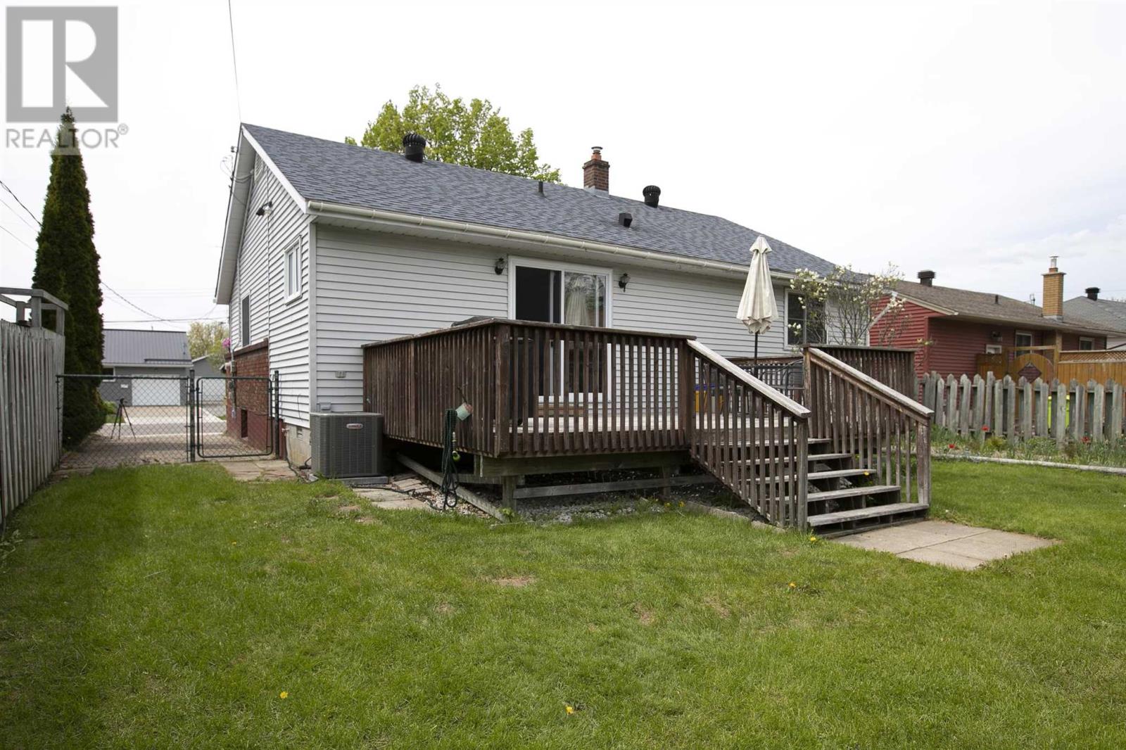 Homes for Sale Sault Ste. Marie 44 Angelina AVE