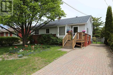 44 Angelina AVE Sault Ste. Marie ON P6A4C6