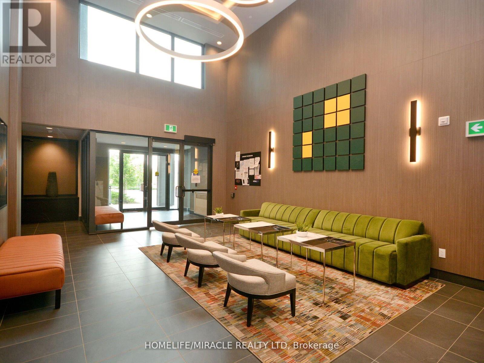 219 - 95 DUNDAS STREET W