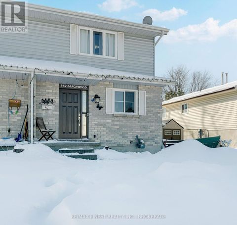 852 LARCHWOOD CRESCENT Kingston (City Northwest) ON K7P2P9