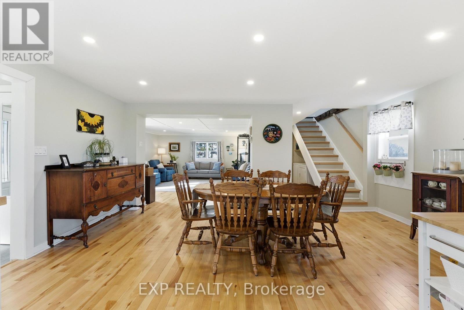 1449 BRIDGE STREET W