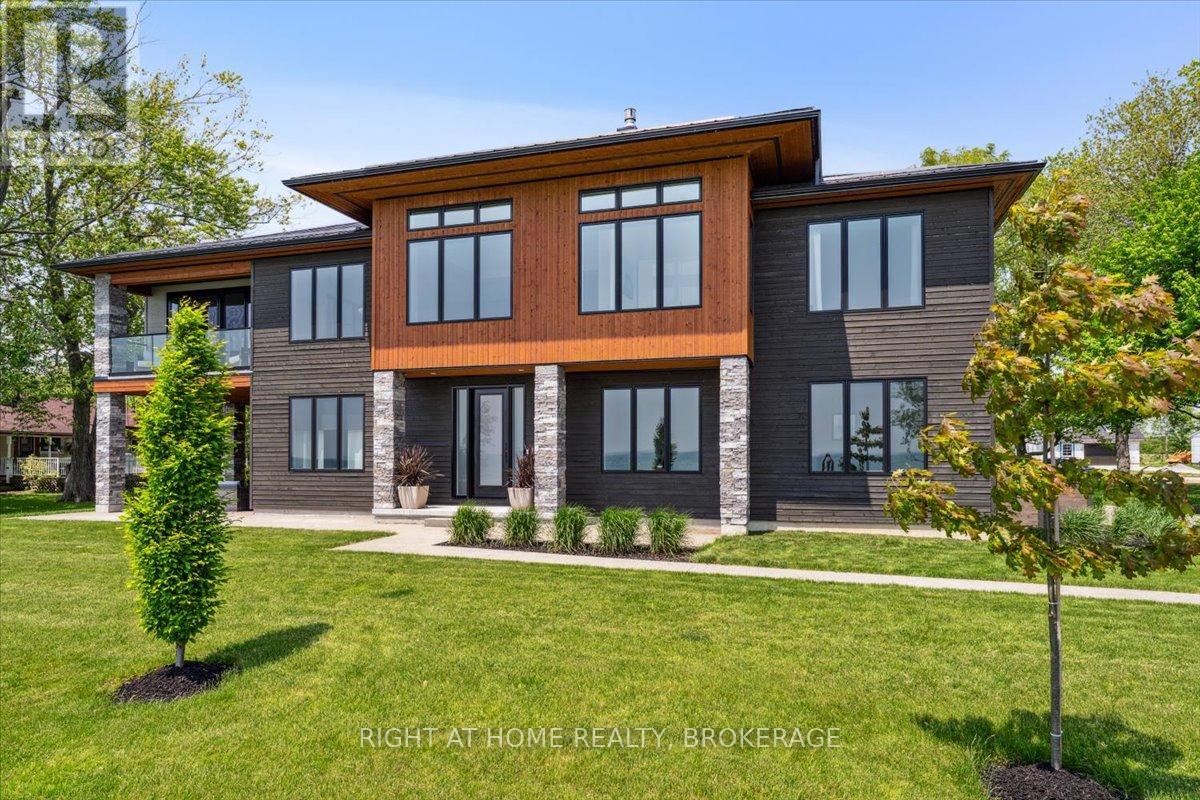 17 BLUEWATER PARKWAY
