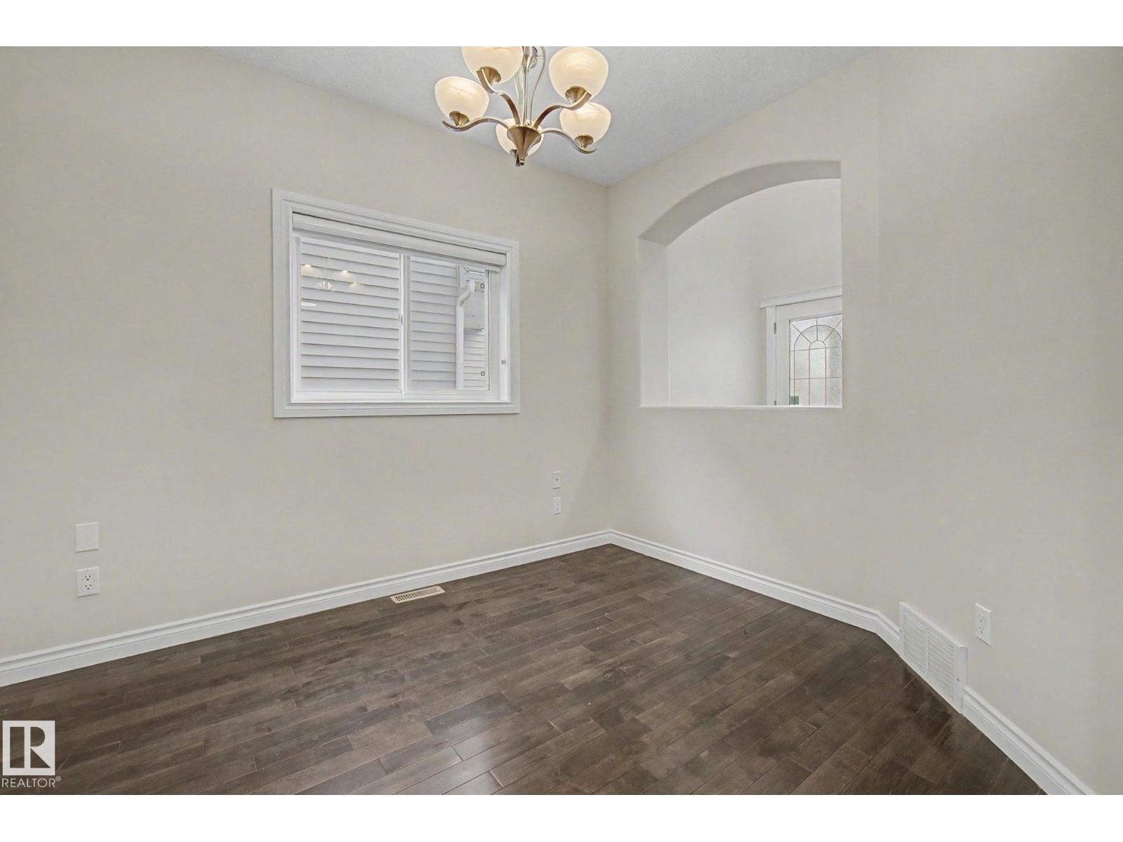 6016 10 AV SW