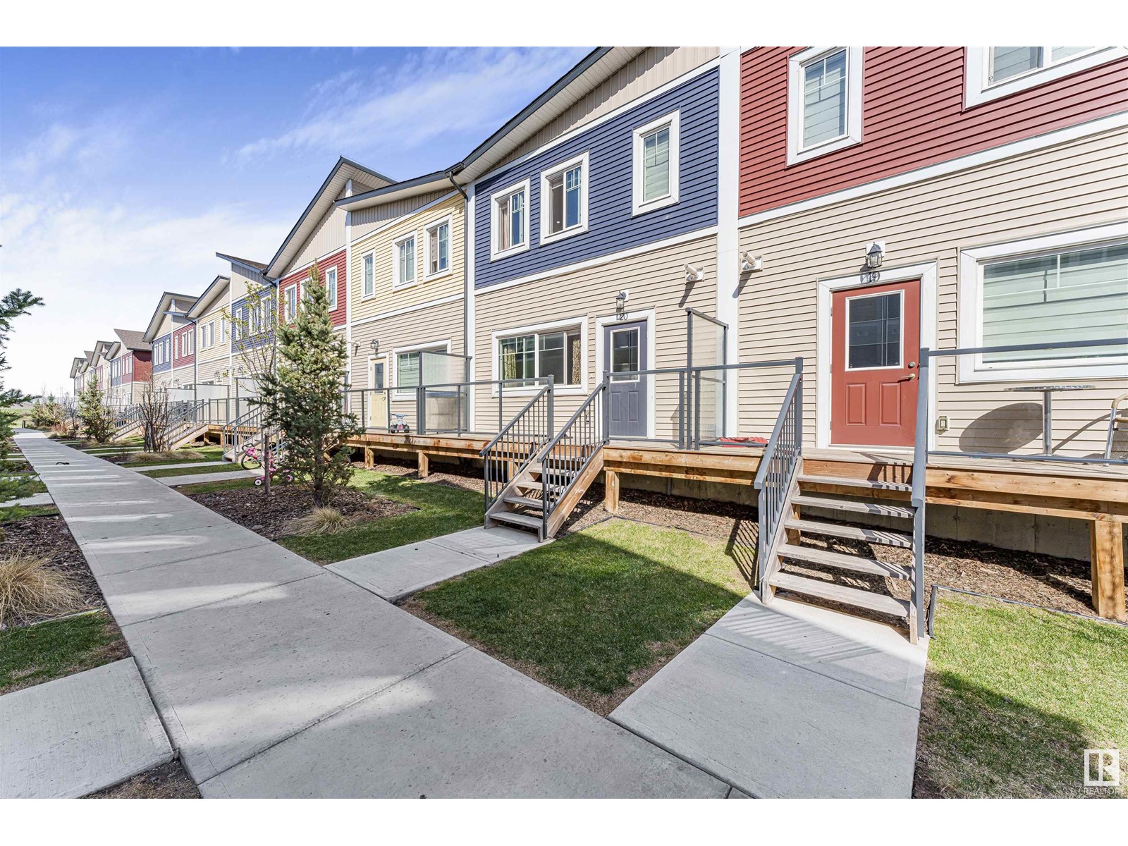 #20 2803 14 ave NW