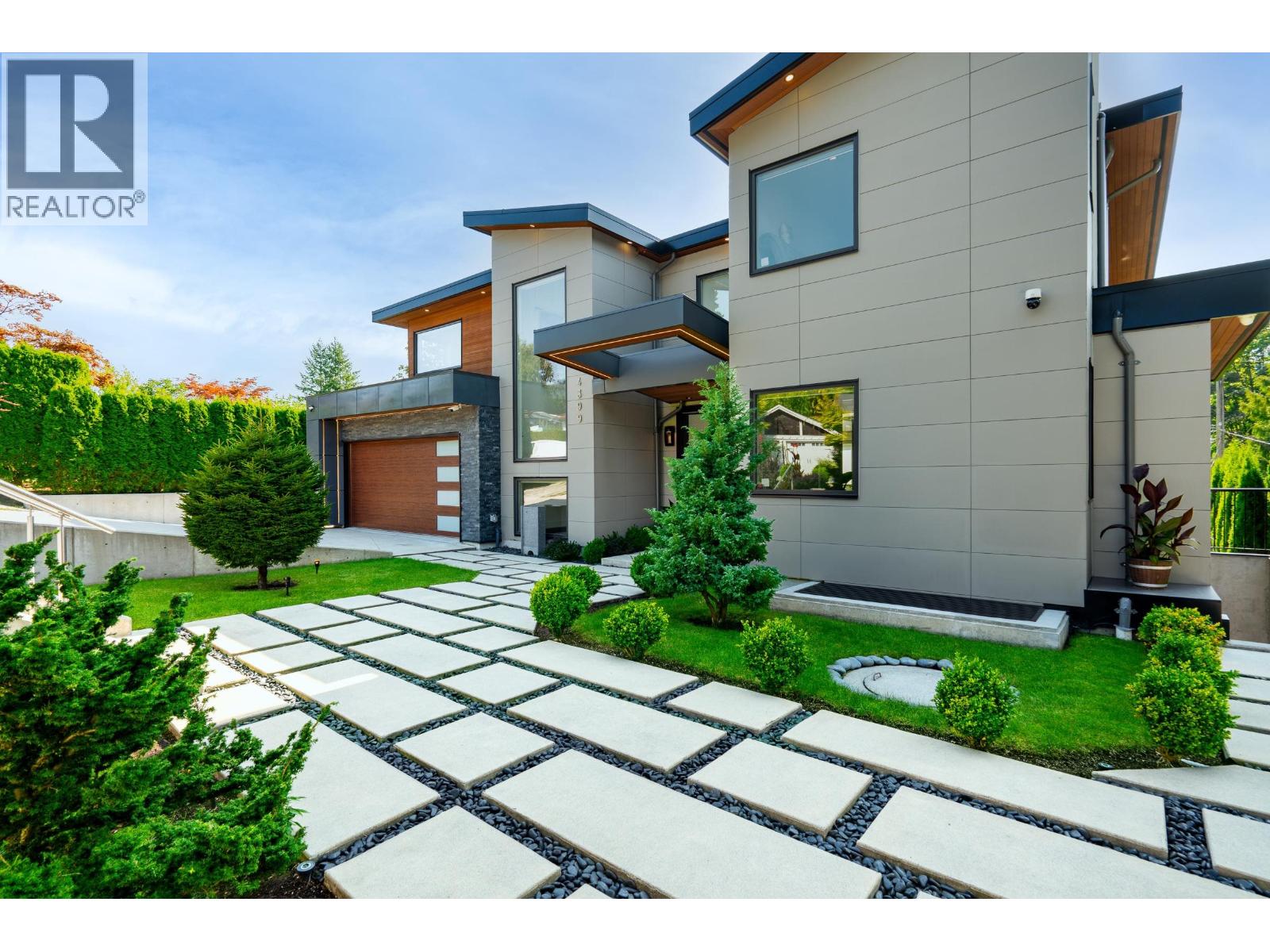 4399 HIGHLAND BOULEVARD