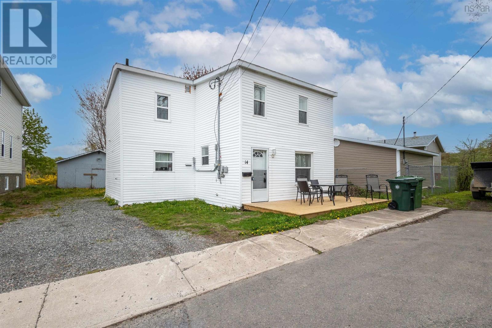 Photo 1 of 33 — 14 Catherine Street, North Sydney, NS B2A2G7