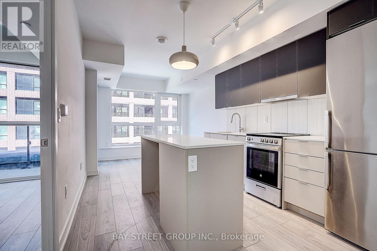 431 - 8 TIPPET ROAD