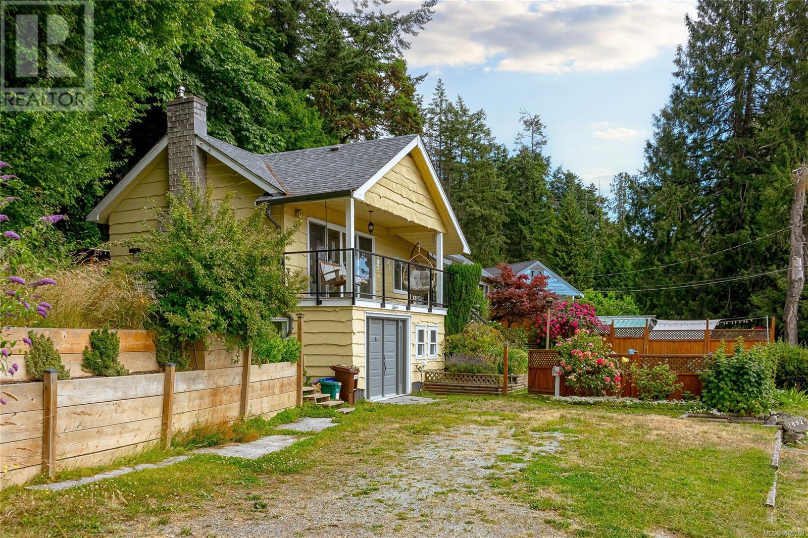 1892 Swartz Bay Rd