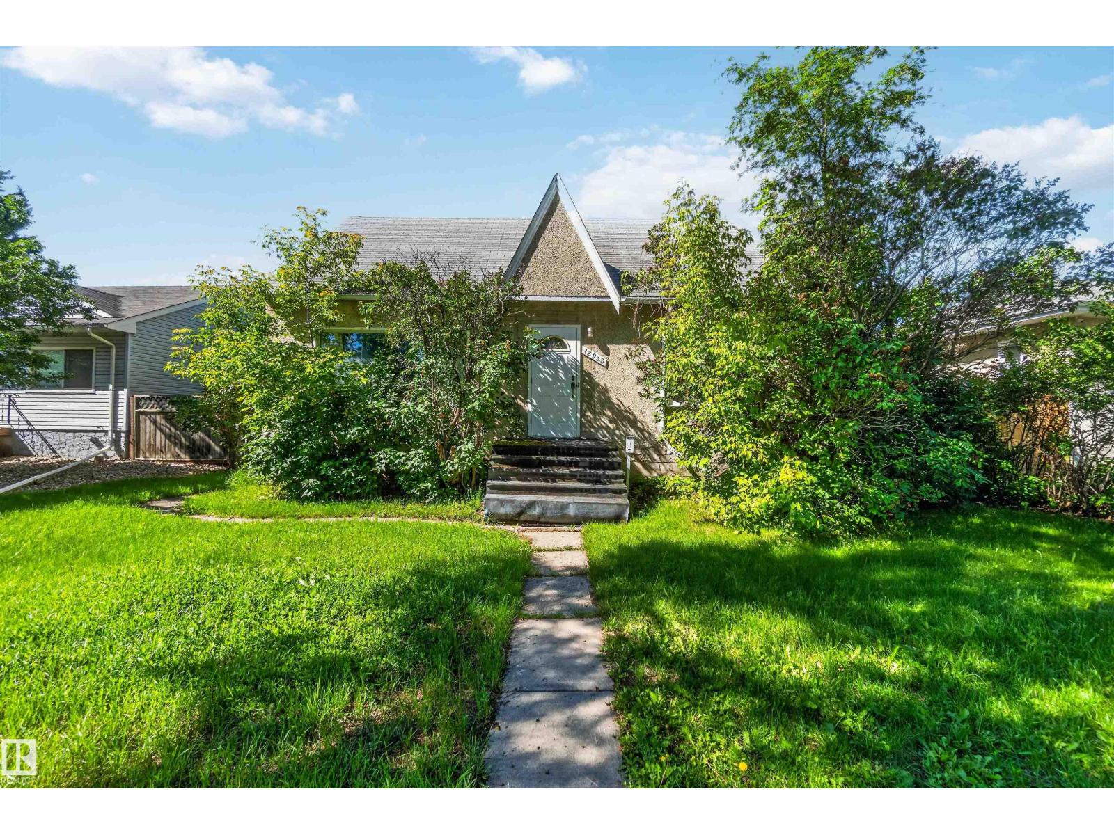 12943 Sherbrooke AV NW