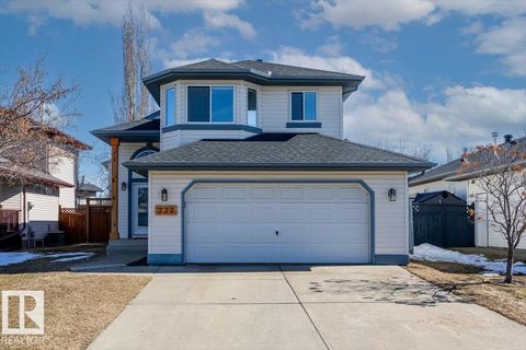 222 WESTPARK WY Fort Saskatchewan AB T8L4M4