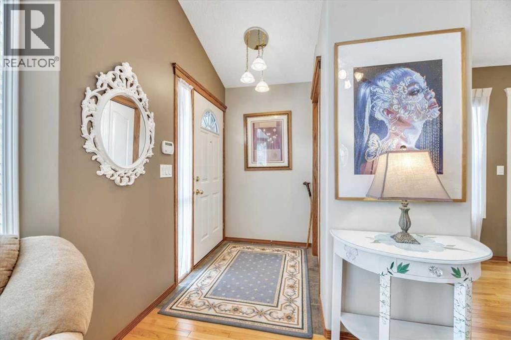 280 Cramond Close SE