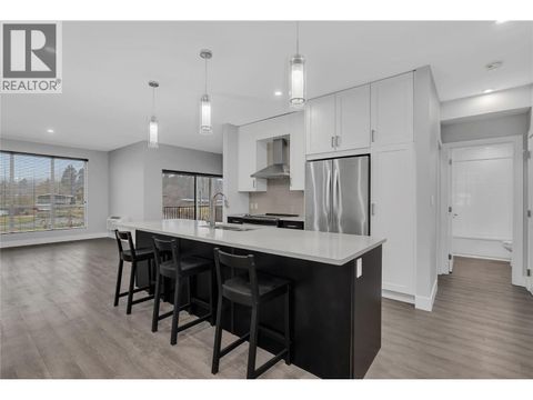 4215 Gellatly Road S Unit# 1202 West Kelowna BC V4T2K3