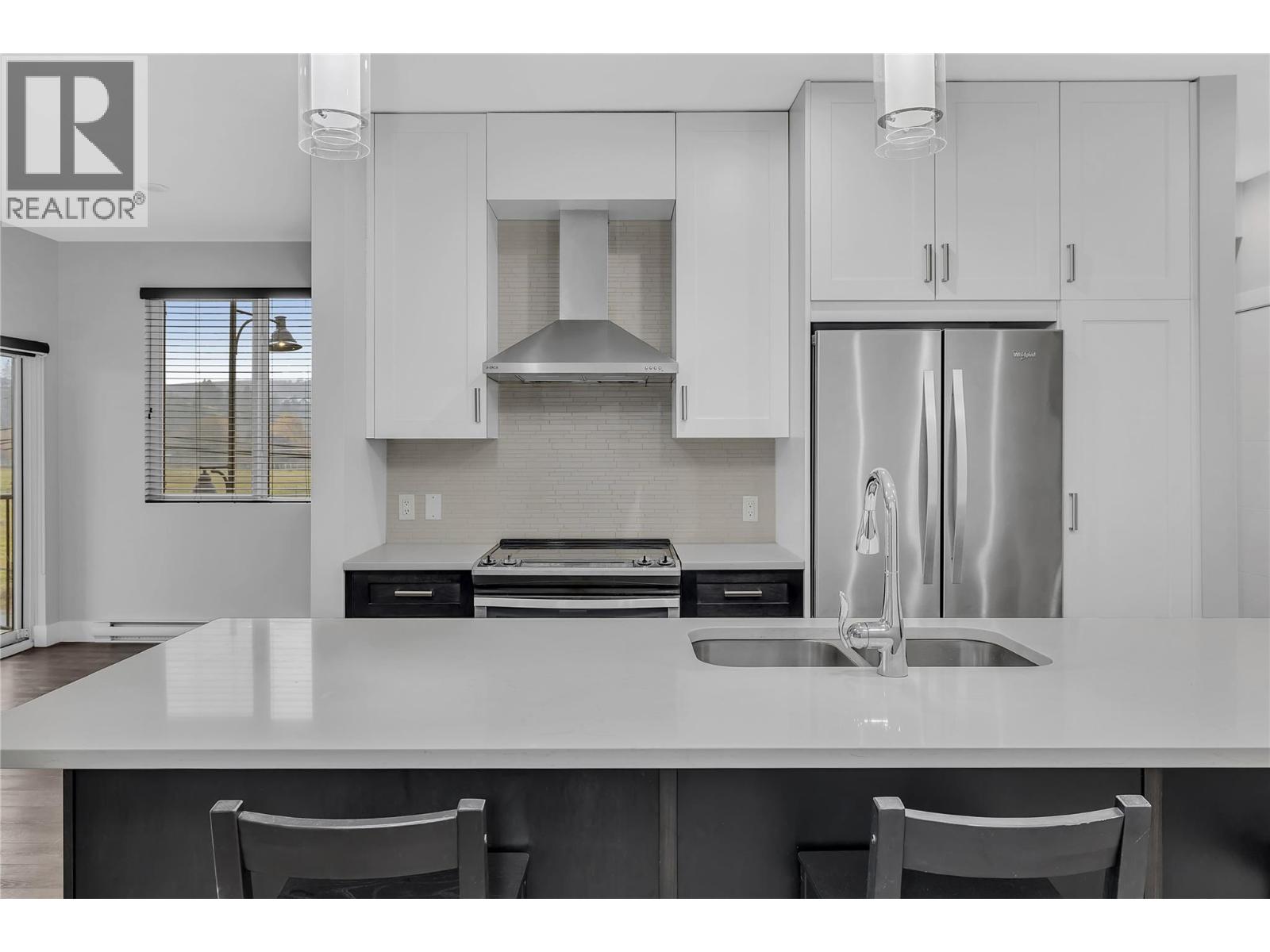 4215 Gellatly Road S Unit# 1202