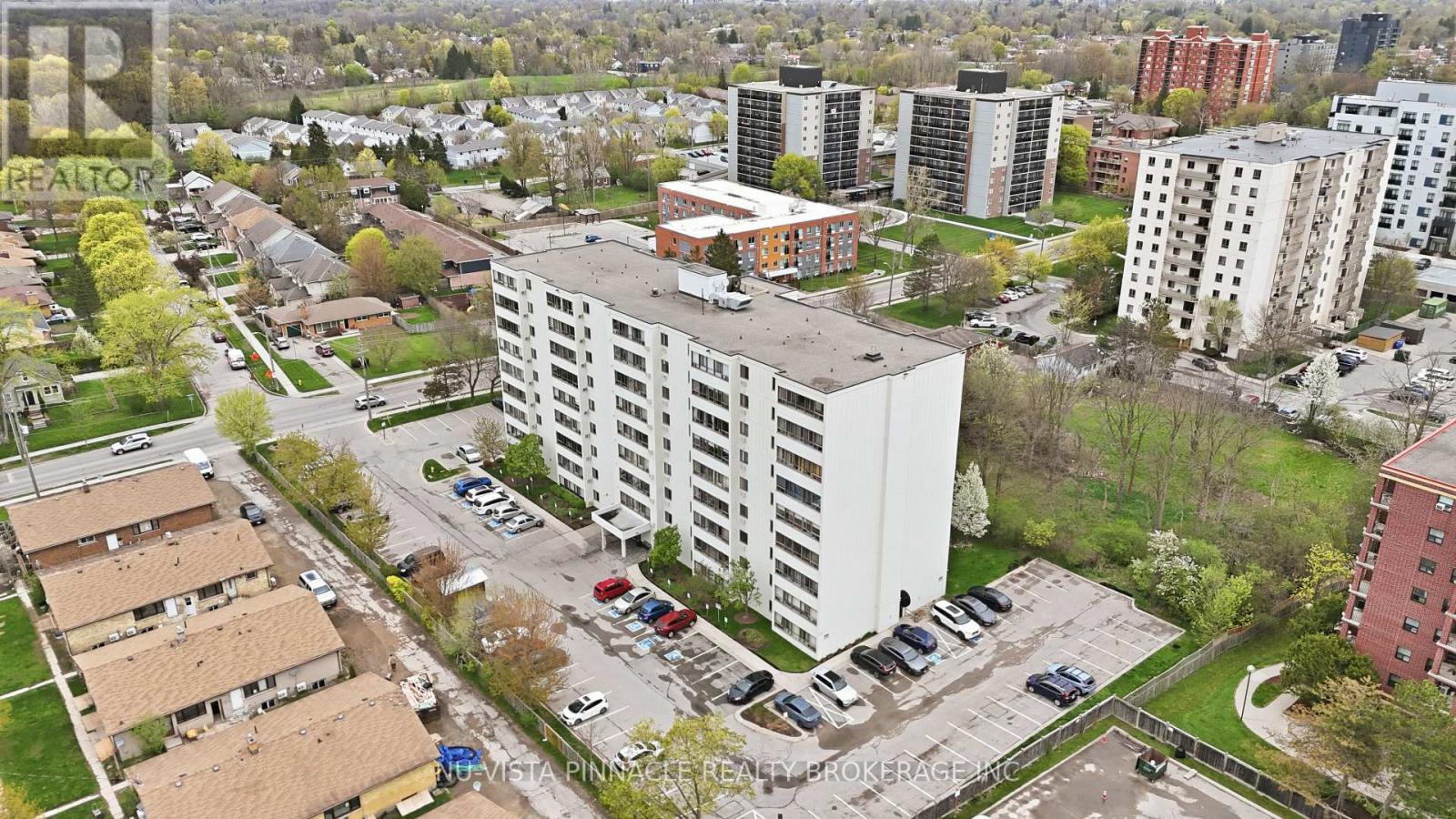 104 - 135 BASELINE ROAD W