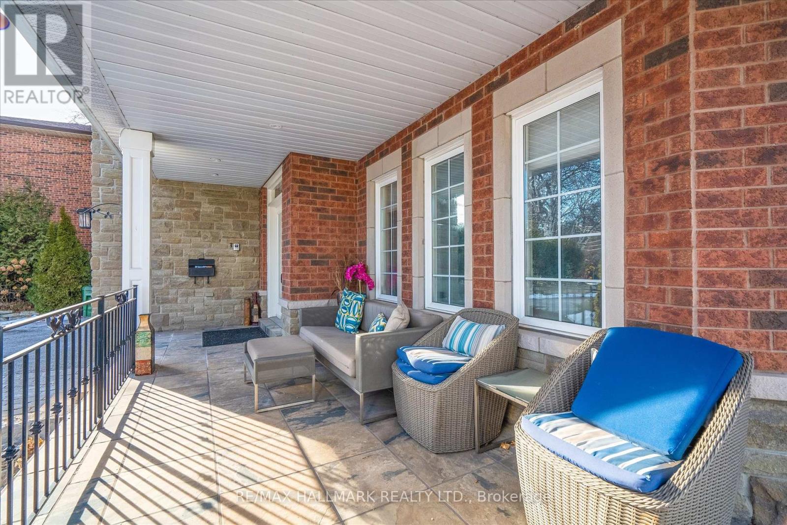 92 HILL CRESCENT