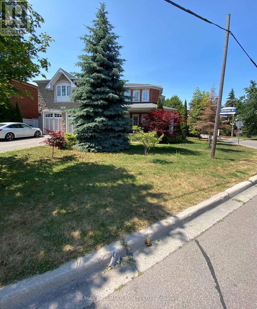 92 HILL CRESCENT