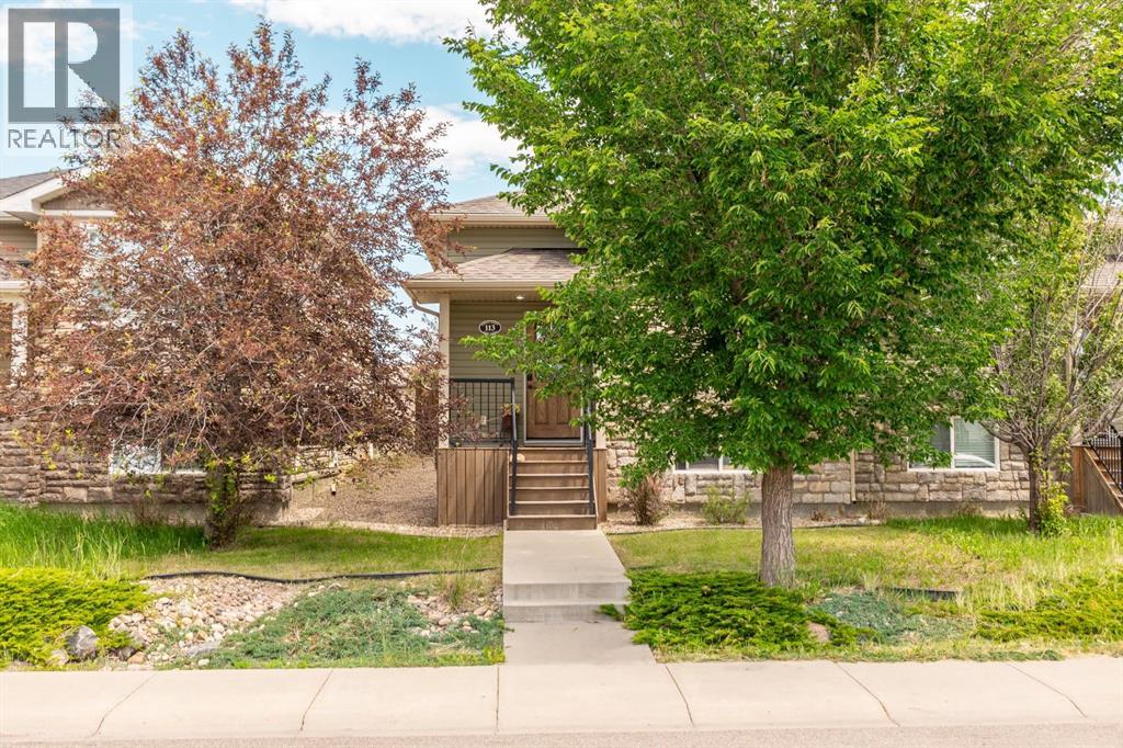 113 Mount Sundial Court W