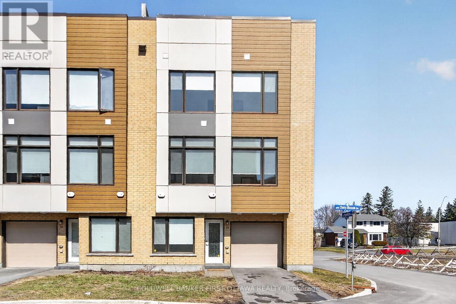 77 CHERRY BLOSSOM PRIVATE