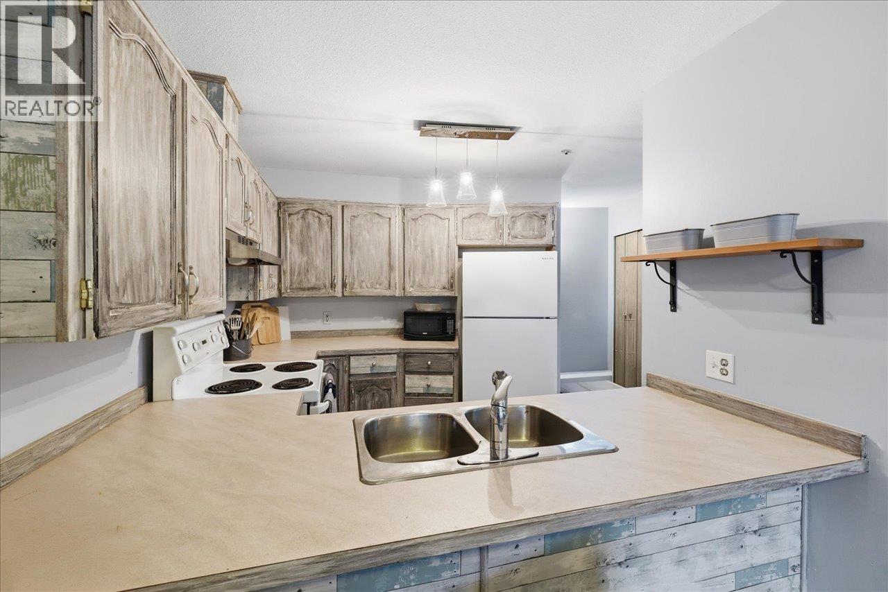 311 11595 FRASER STREET