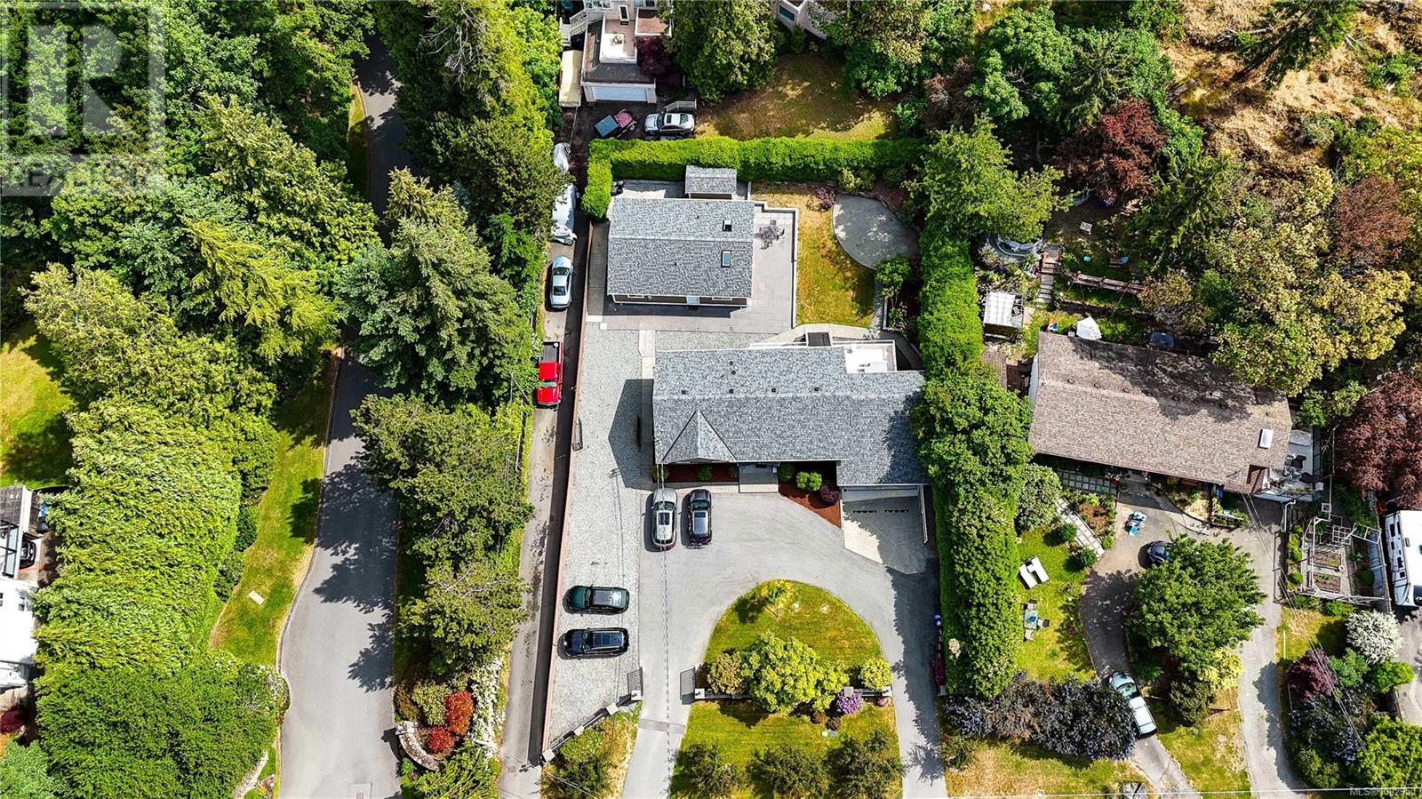 4767 Cordova Bay Rd