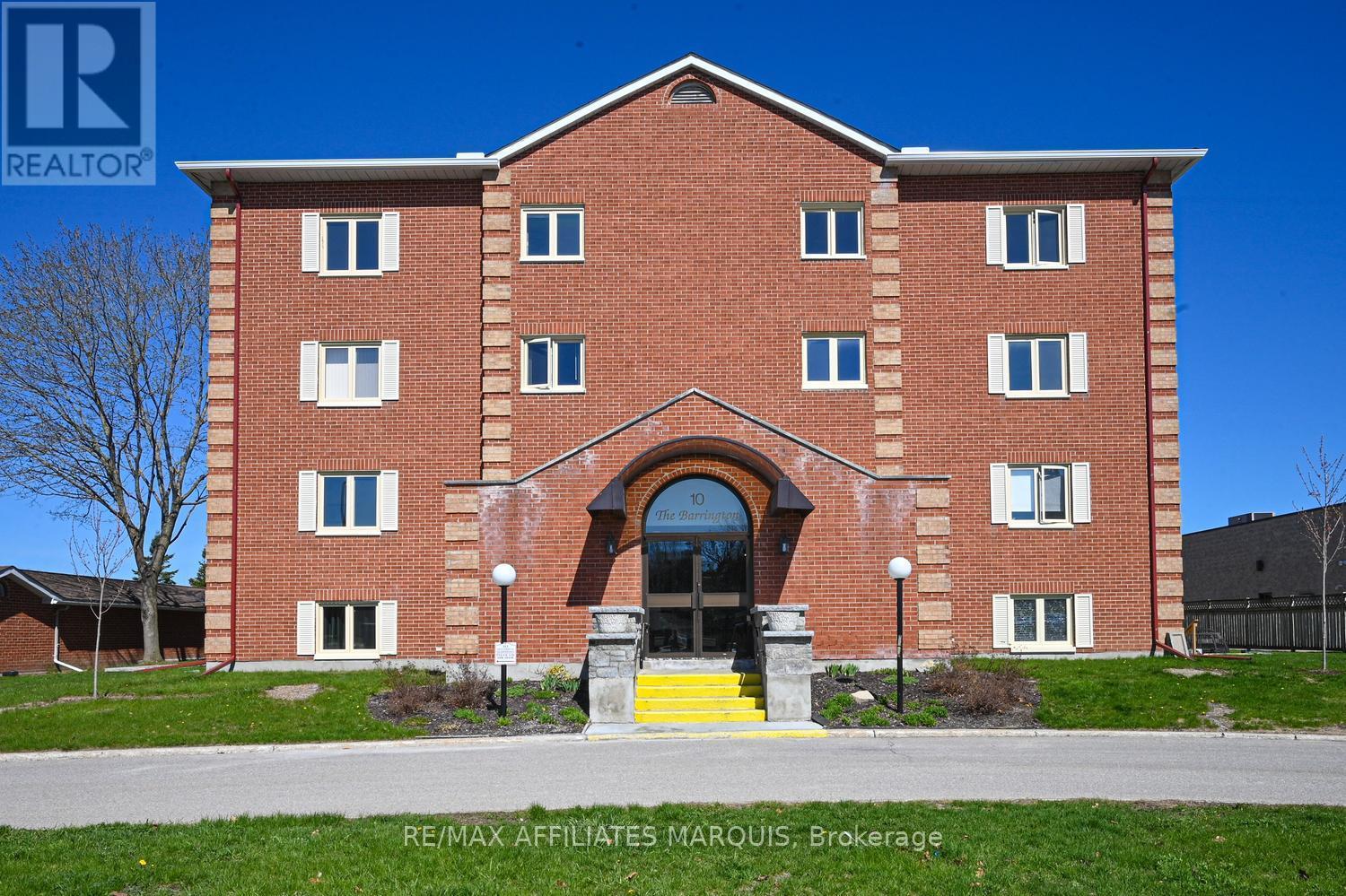 304 - 10 ARMSTRONG DRIVE