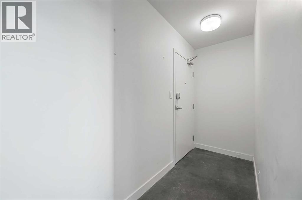 608, 624 8 Avenue SE