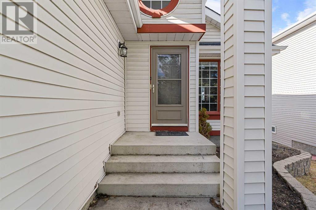 186 Edgevalley Close NW