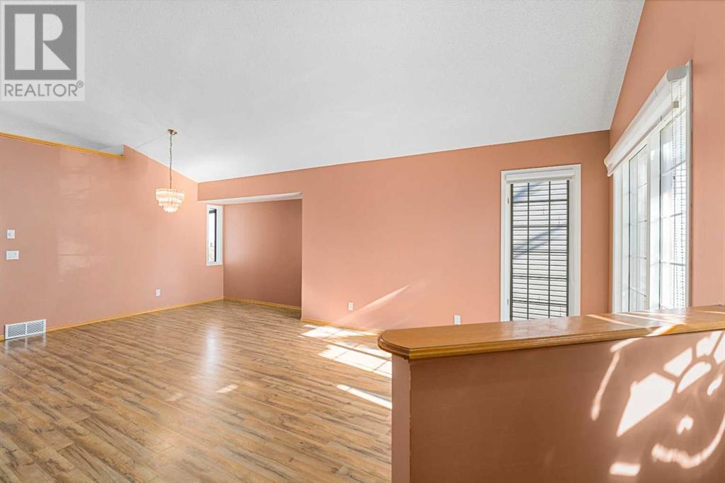186 Edgevalley Close NW