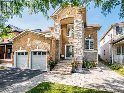 6 BERRYCREEK DRIVE Brampton (Fletcher's Meadow) ON L7A2M7