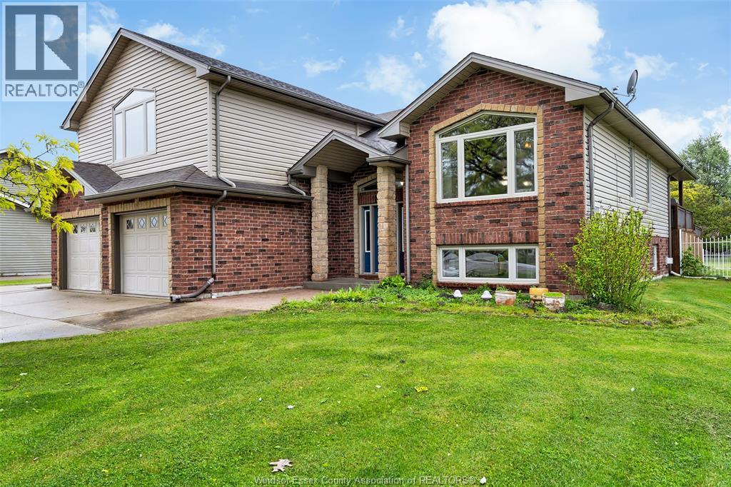 303 Gosfield Townline West
