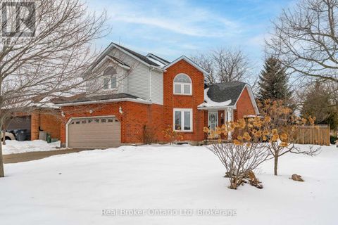 1 BALFOUR COURT Guelph (Kortright East) ON N1L1A9