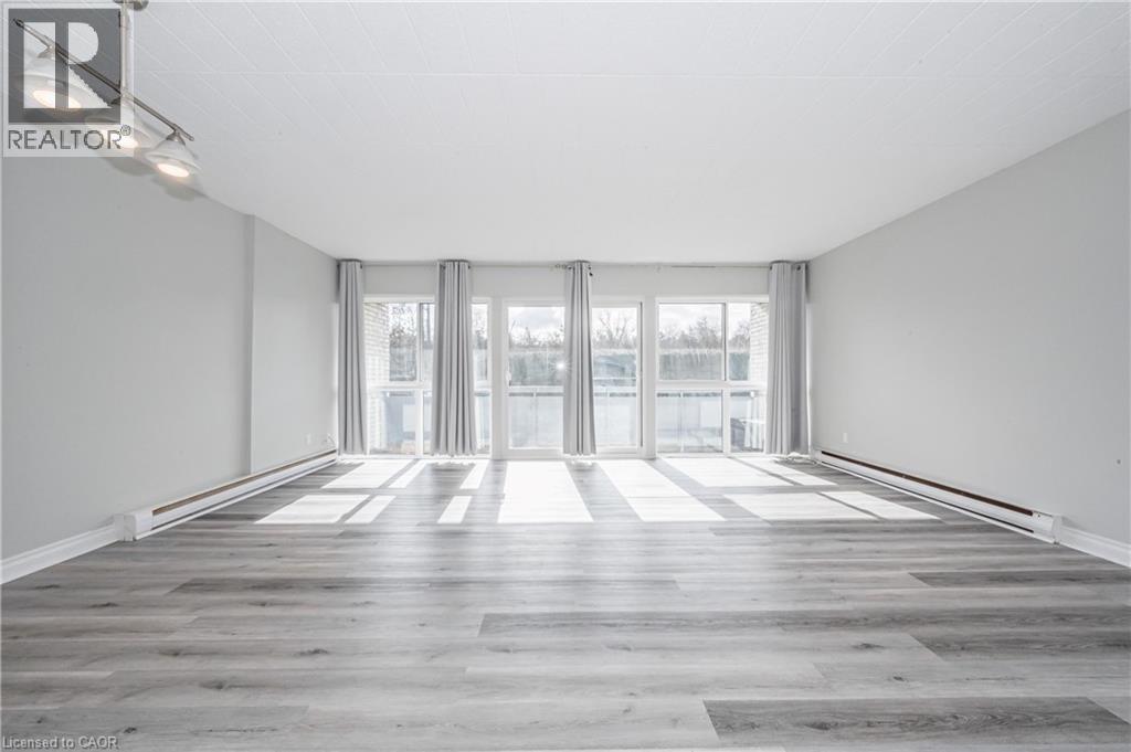 105 CONROY Crescent Unit# 102