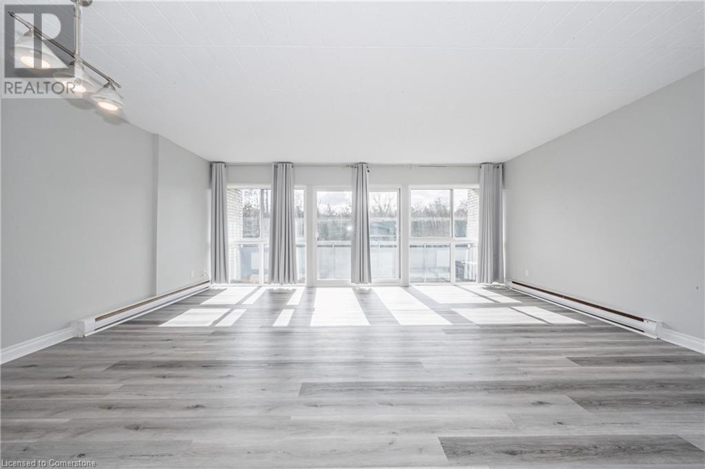 105 CONROY Crescent Unit# 102