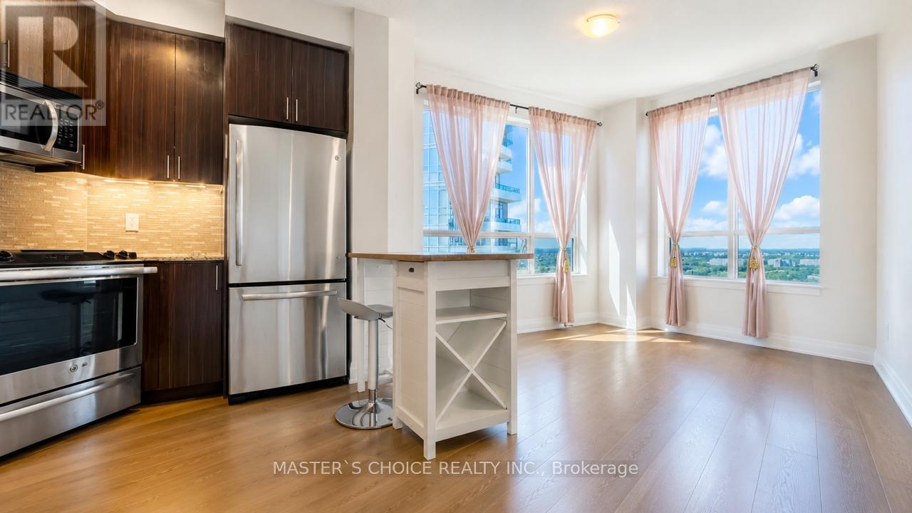 2732 - 7161 YONGE STREET