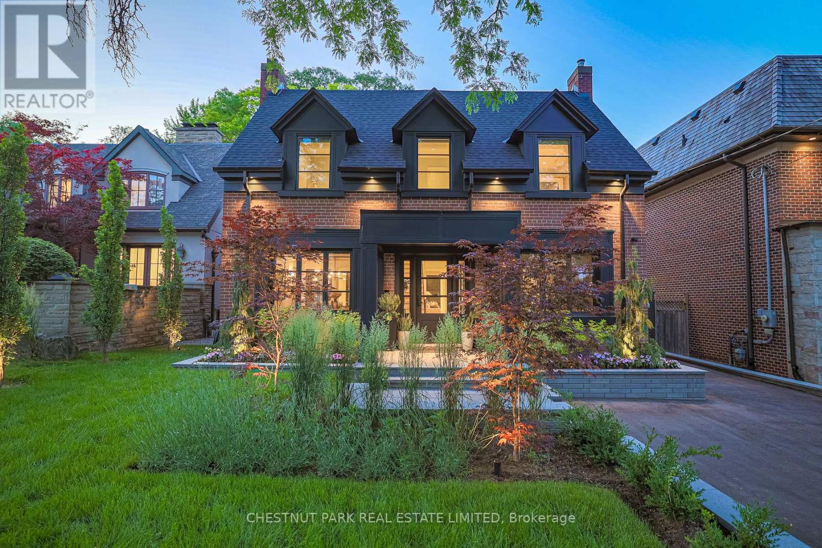 142 BUCKINGHAM AVENUE