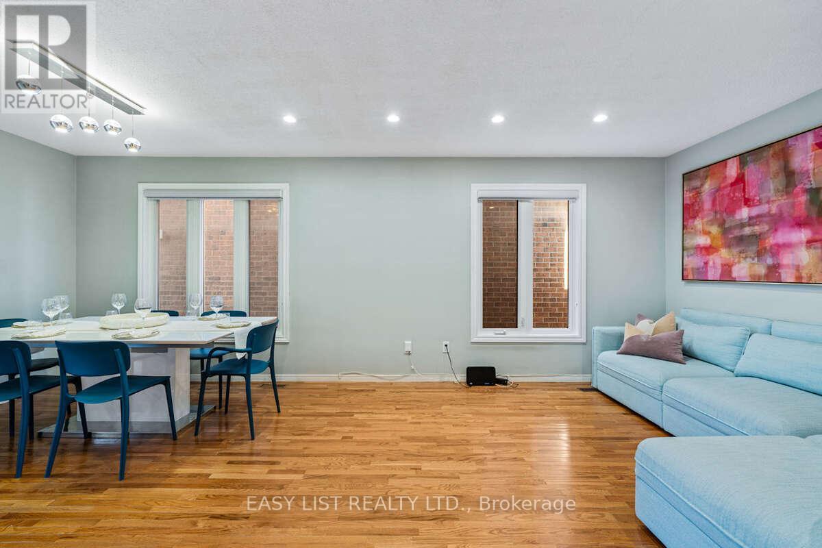 109 WHITNEY PLACE