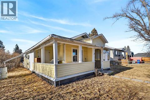 509 1 Street SE Diamond Valley AB T0L0H0