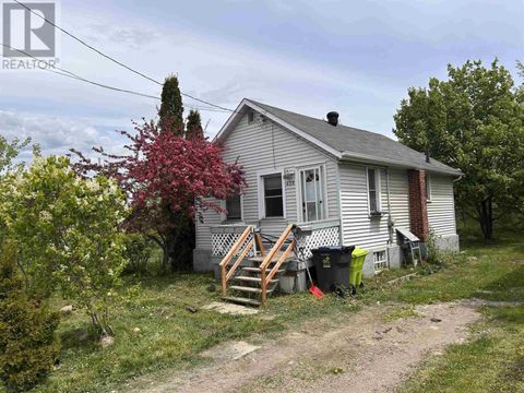 438 Sherbourne ST Sault Ste. Marie ON P6C3X3