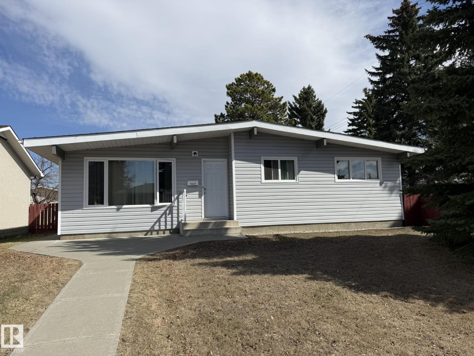 13437 118 ST NW
