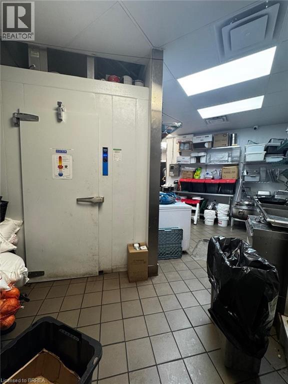 185 KING GEORGE Road Unit# A-5