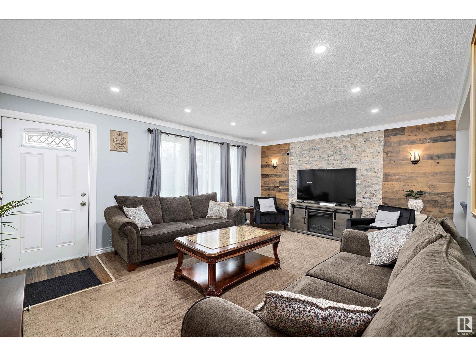 11616 134 AV NW