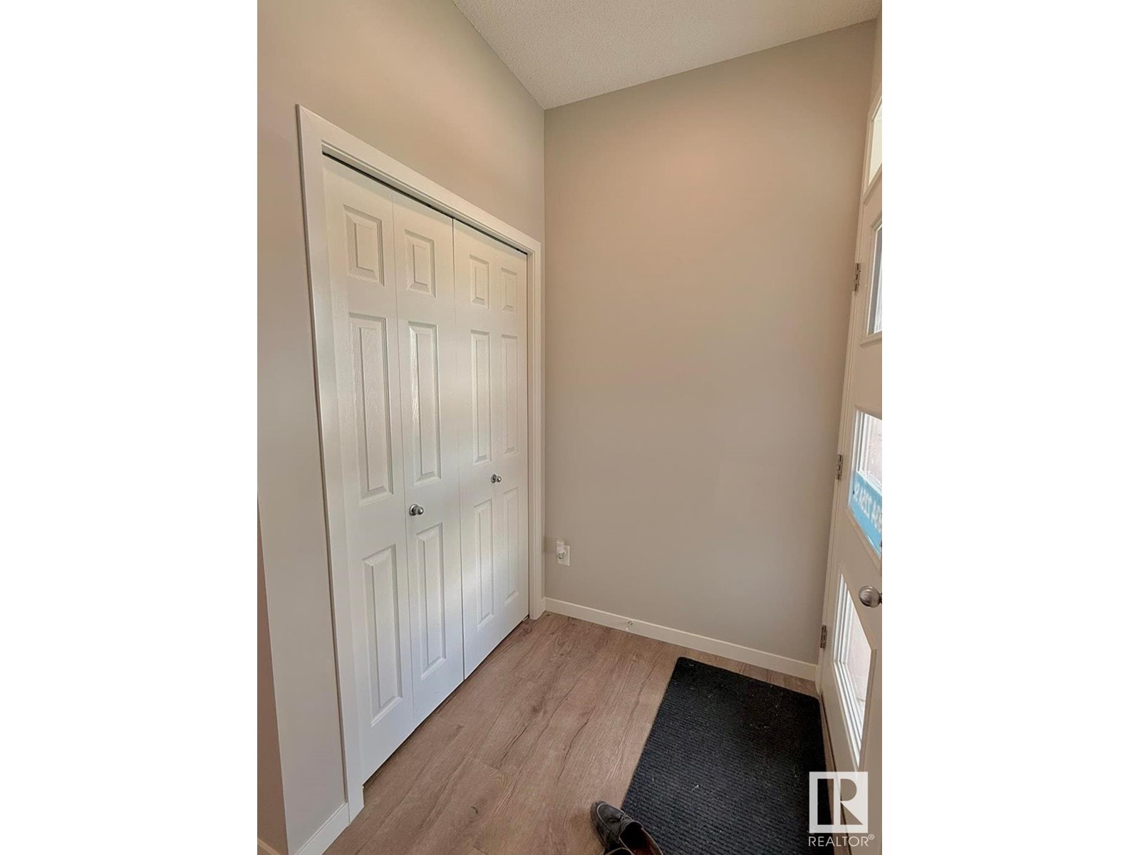 9934 225A ST NW