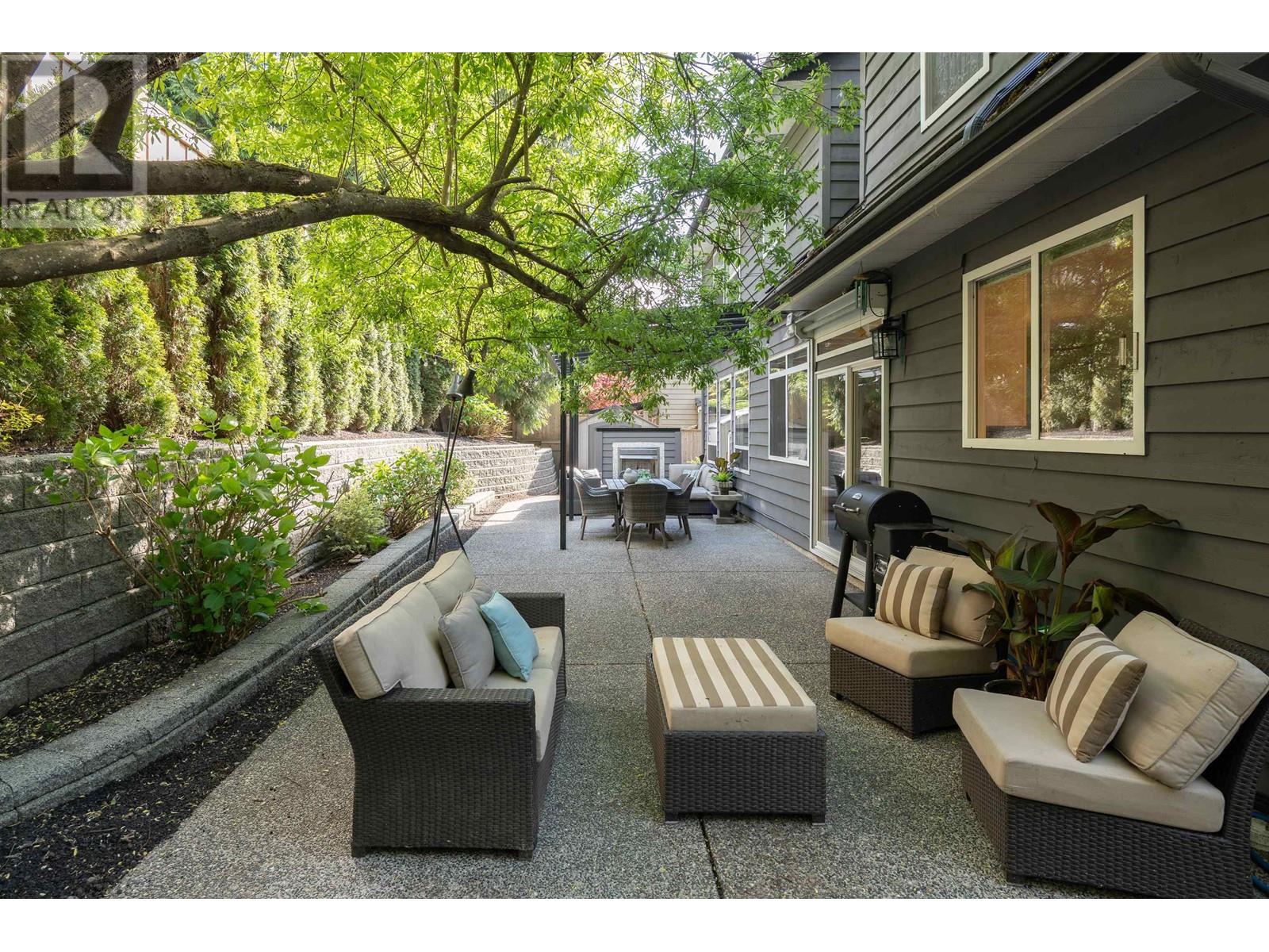 2366 SUNNYSIDE ROAD