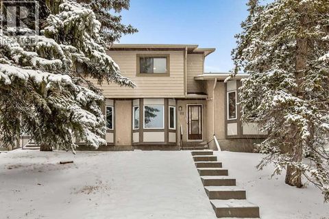 111 Deerfield Drive SE Calgary AB T2J6T9