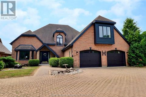 932 Grand AVENUE West Chatham ON N7L5H6