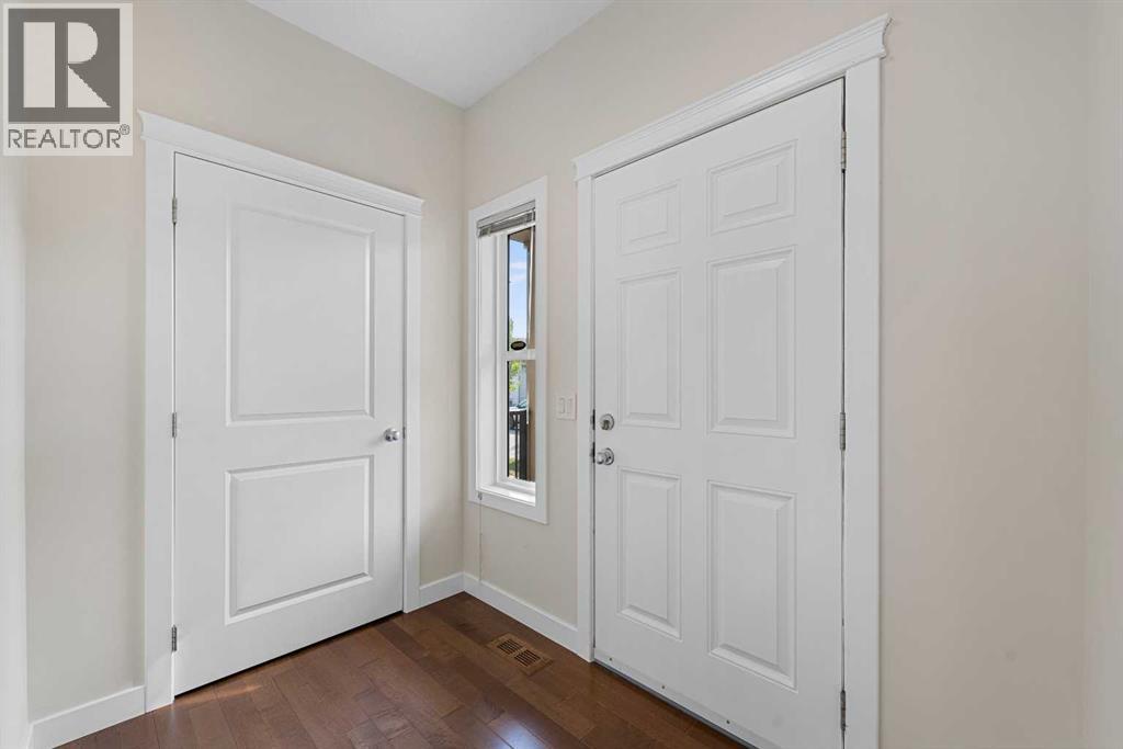 105 Elgin Meadows Circle SE