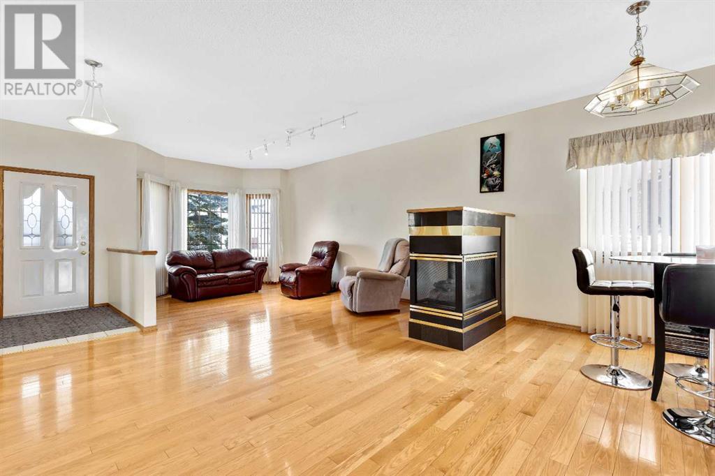 48 Arbour Ridge Mews NW
