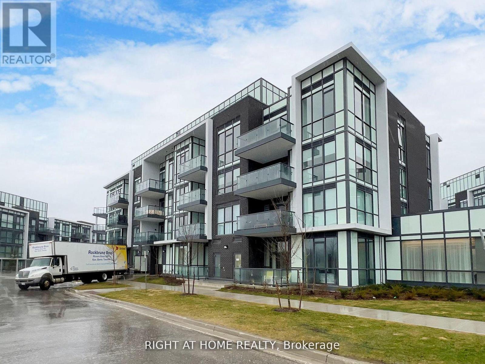224 - 415 SEA RAY AVENUE